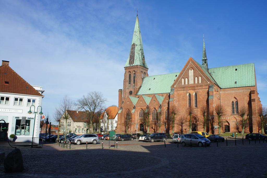 Ferienwohnung-Im-Speicher Meldorf Exterior foto